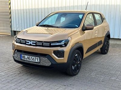Begagnad Dacia Spring Extreme 47 kW (65 HK) 2024 Beige Halvkombi