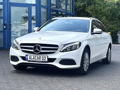 Gebraucht Mercedes C180 116 PS (85 kW) 2015 Weiß Kombi