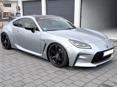 Gebraucht Toyota GR86 Premium 239 PS (175 kW) 2024 Silber Coupé