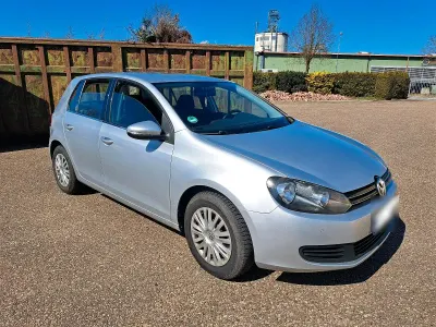 Gebraucht VW Golf VI Comfortline 80 PS (58 kW) 2009 Silber Kleinwagen