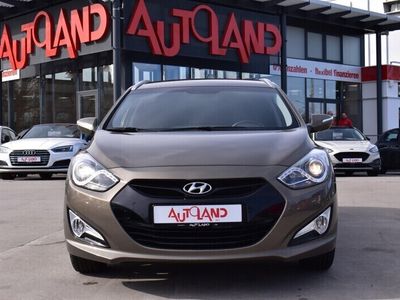 gebraucht Hyundai i40 cw 1.6 FIFA World Cup Edition Tempomat Bluetooth Einparkhilfe hinten