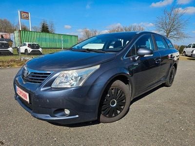 Gebraucht Toyota Avensis Edition 132 PS (97 kW) 2011 Blau Kombi