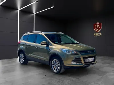 Używany Ford Kuga Titanium 150 KM (110 kW) 2015 Zielony SUV