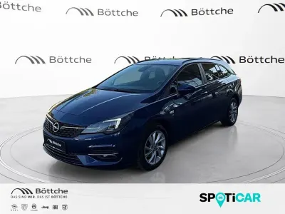 Gebraucht Opel Astra 131 PS (96 kW) 2020 Nautic blau Kombi