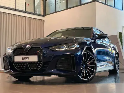 Gebraucht BMW i4 M Sport 400 kW (544 PS) 2023 Blau Limousine