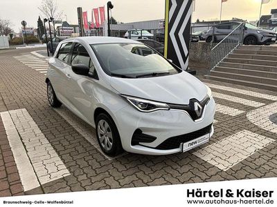 Gebraucht Renault Zoe Life 80 kW (109 PS) 2021 Arktis weiß (weiß) Kleinwagen