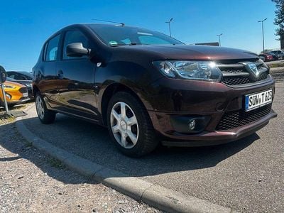 Usata Dacia Sandero Ambiance 73 CV (53 kW) 2016 Marrone Berlina