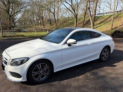 Gebraucht Mercedes C200 AMG line 184 PS (135 kW) 2016 Weiß Coupé