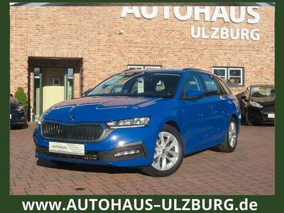 Gebraucht Skoda Octavia Ambition 150 PS (110 kW) 2022 Blau Kombi