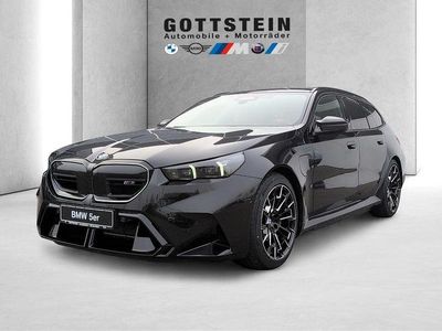 Neu BMW M5 Sport Line 585 PS (430 kW) 2025 Black sapphire Kombi