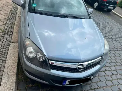 Gebraucht Opel Astra GTC 90 PS (66 kW) 2008 Grau Coupé