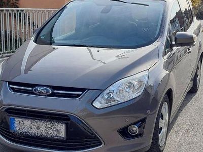 Braun Gebraucht 2012 Ford Grand C-Max Van / Kleinbus | 4.900 € (Fairer Preis)