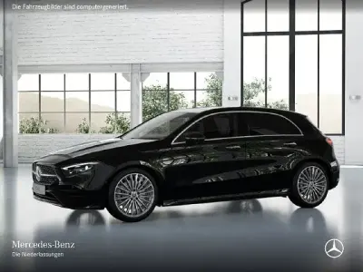 Gebraucht Mercedes A220 AMG 190 PS (139 kW) 2025 Schwarz Limousine