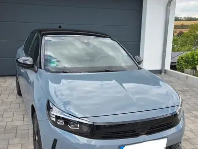Gebraucht Opel Corsa 131 PS (96 kW) 2025 Grau Kleinwagen