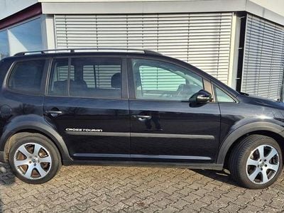 Gebraucht VW Touran Cross 140 PS (102 kW) 2013 Schwarz Van / Kleinbus