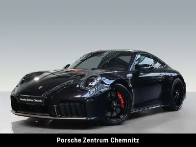 Neu Porsche 911 Carrera 4 GTS 541 PS (397 kW) 2025 Grün Coupé