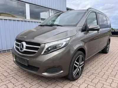 Gebraucht Mercedes V250 Edition 190 PS (139 kW) 2018 Grau Van / Kleinbus