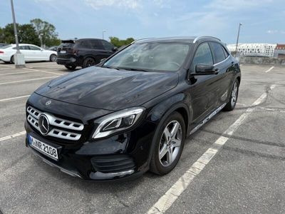 Mercedes GLA220