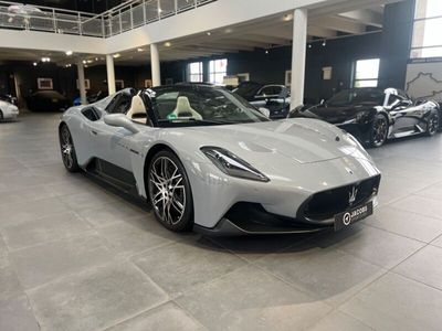 Maserati MC20