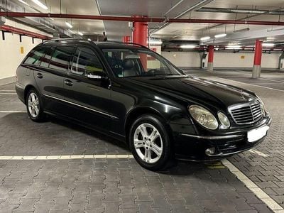 Mercedes E320