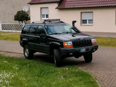 Gebraucht Jeep Grand Cherokee 170 PS (125 kW) 1998 Schwarz SUV