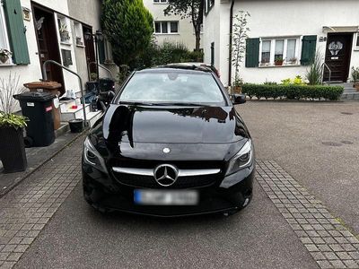 Mercedes CLA200