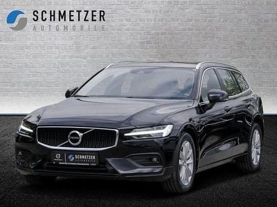 Gebraucht Volvo V60 Momentum 190 PS (139 kW) 2018 Onyx black Kombi
