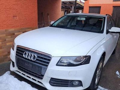 Gebraucht Audi A4 Attraction 160 PS (117 kW) 2010 Weiß Kombi