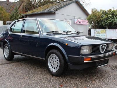 Gebraucht Alfa Romeo Alfetta 131 PS (96 kW) 1980 Blau Limousine