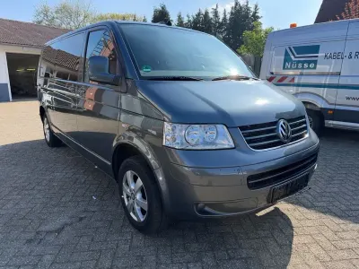 Gebraucht VW Caravelle Comfortline 174 PS (127 kW) 2009 Grau Van