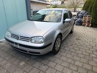 Gebraucht VW Golf IV 102 PS (75 kW) 2001 Silber Limousine