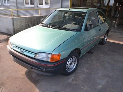 Gebraucht Ford Escort 71 PS (52 kW) 1991 Grün Limousine