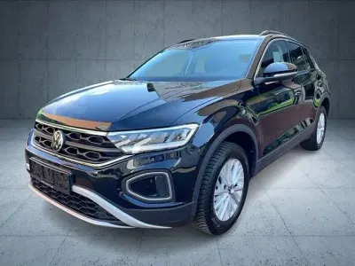 Gebraucht VW T-Roc Life 116 PS (85 kW) 2024 Deep black perleffekt SUV