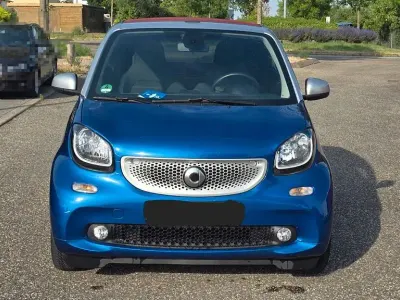 Gebraucht Smart ForTwo Cabrio 71 PS (52 kW) 2019 Blau Cabrio