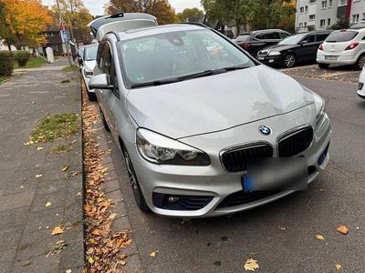 Gebraucht BMW 218 Gran Tourer 150 PS (110 kW) 2015 Silber Van / Kleinbus