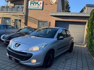 Gebraucht Peugeot 206 Basis 60 PS (44 kW) 2010 Silber Kleinwagen
