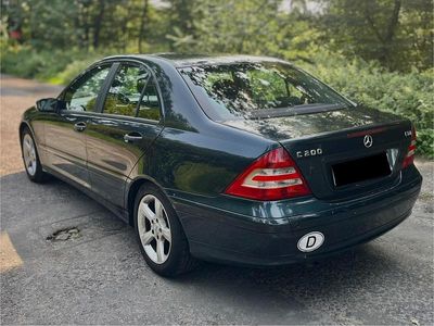Mercedes C200