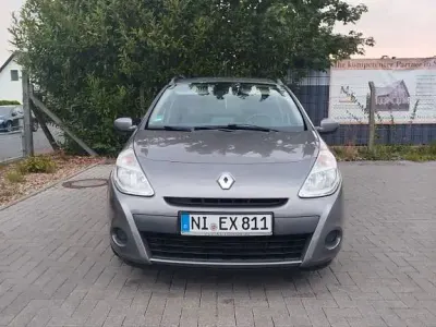 Gebraucht Renault Clio IV Expression 75 PS (55 kW) 2012 Grau Limousine