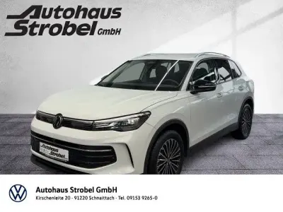 Gebraucht VW Tiguan Goal 131 PS (96 kW) 2025 Pure white SUV
