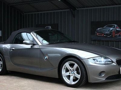 Begagnad BMW Z4 Sport Line 170 HK (125 kW) 2005 Grå Cab