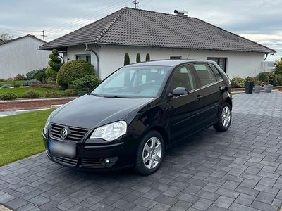 Gebraucht VW Polo 69 PS (50 kW) 2009 Schwarz Kleinwagen