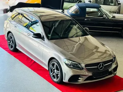 Gebraucht Mercedes C220 AMG 194 PS (142 kW) 2019 Silber Kombi