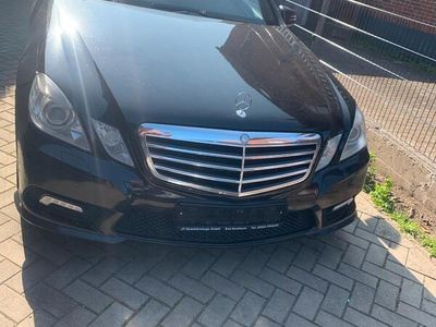 Mercedes E220
