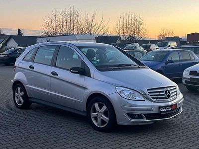 gebraucht Mercedes B150 Rückfahrkamera/Sitzheizung/ TÜV neu (245.231)