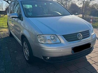 Gebraucht VW Touran 140 PS (102 kW) 2004 Grau Van / Kleinbus