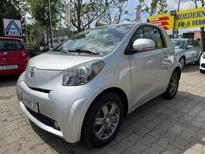 Toyota iQ