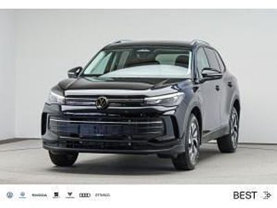 Neu VW Tiguan Life 204 PS (150 kW) 2025 Schwarz (grenadillschwarz metallic) SUV