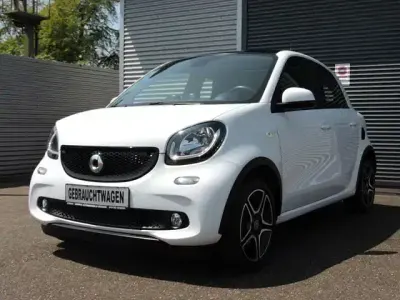 Gebraucht Smart ForFour Passion 90 PS (66 kW) 2019 Weiß Kleinwagen