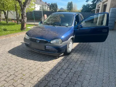 Second-hand Opel Corsa 60 CP (44 kW) 1999 Albastru Hatchback