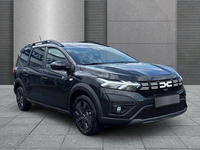 Neu Dacia Jogger Expression 110 PS (80 kW) 2025 Schwarz metallic Van / Kleinbus